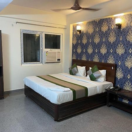 Hotel Dream Taj Family Rooms 200Mtr From Taj Mahal Agra  Extérieur photo